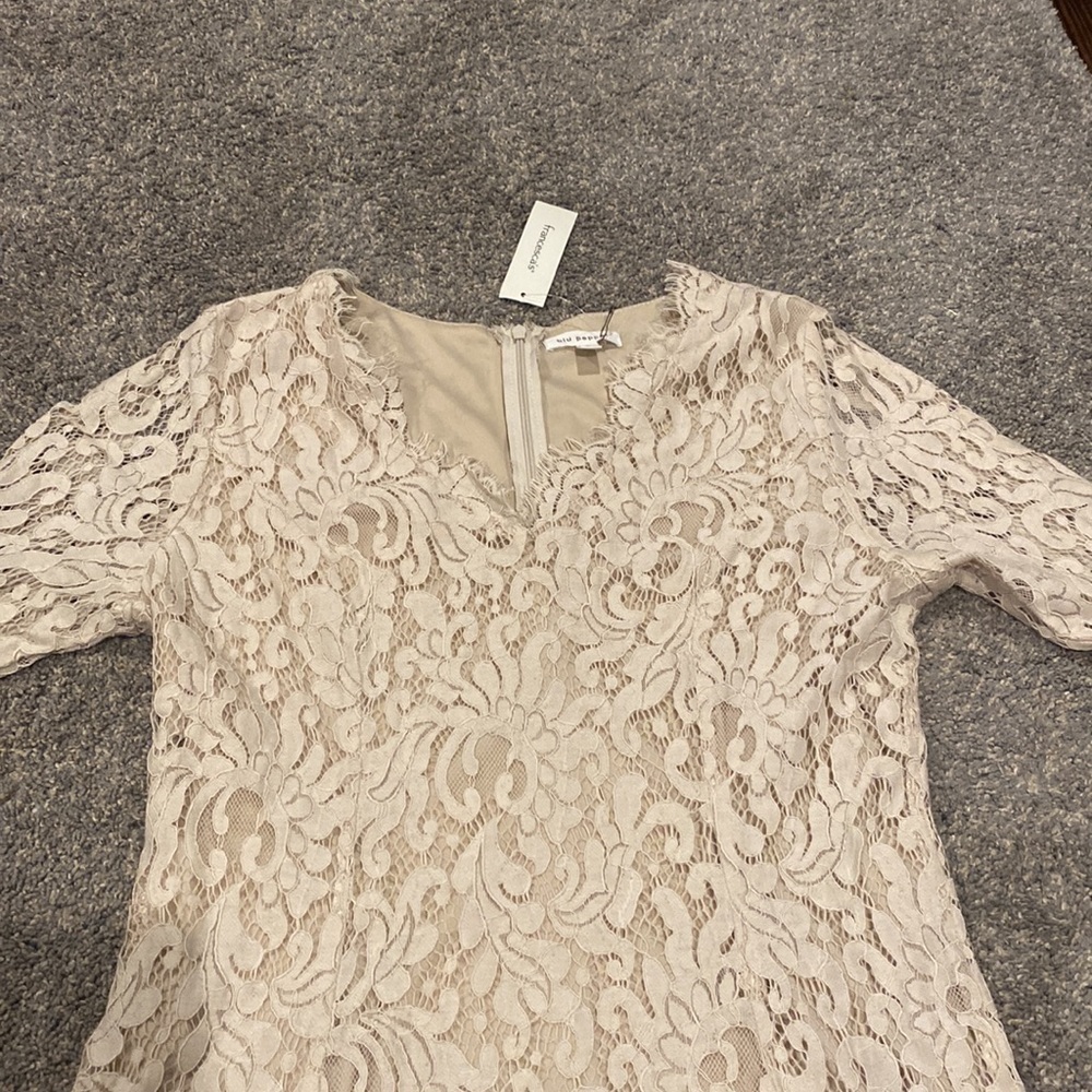 Francesca’s Dress - Picture 2 of 8